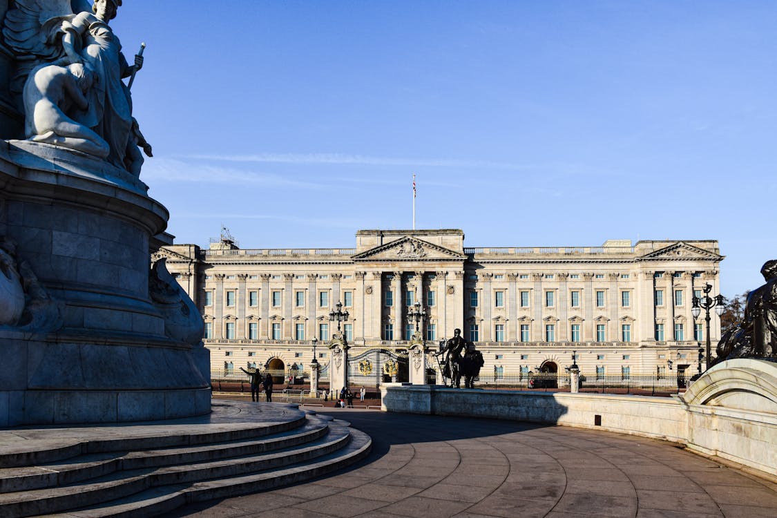 London’s Most Overrated Tourist Attractions (And What to Do Instead)